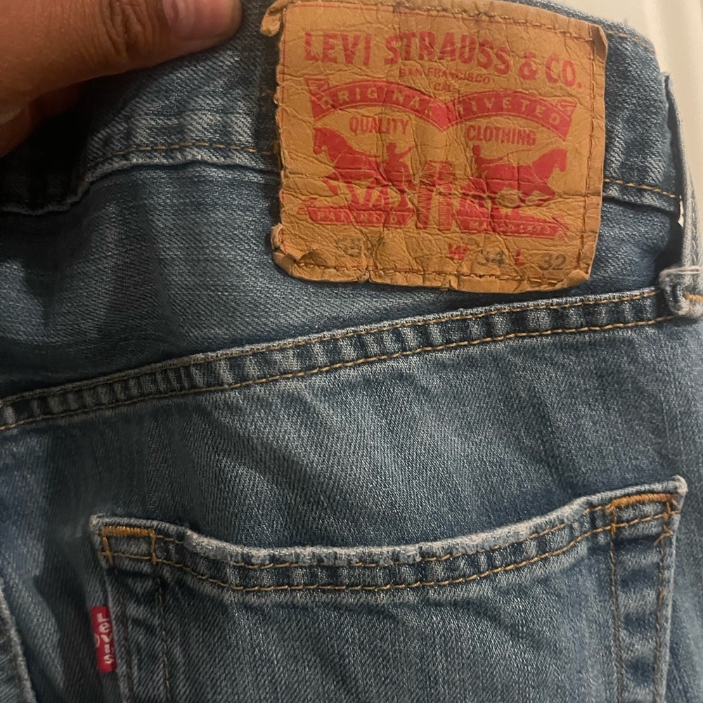 levi straight leg jeans
